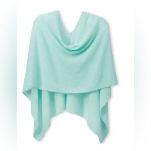 CASHMERE COUNTER Mint Green Cashmere Poncho OS